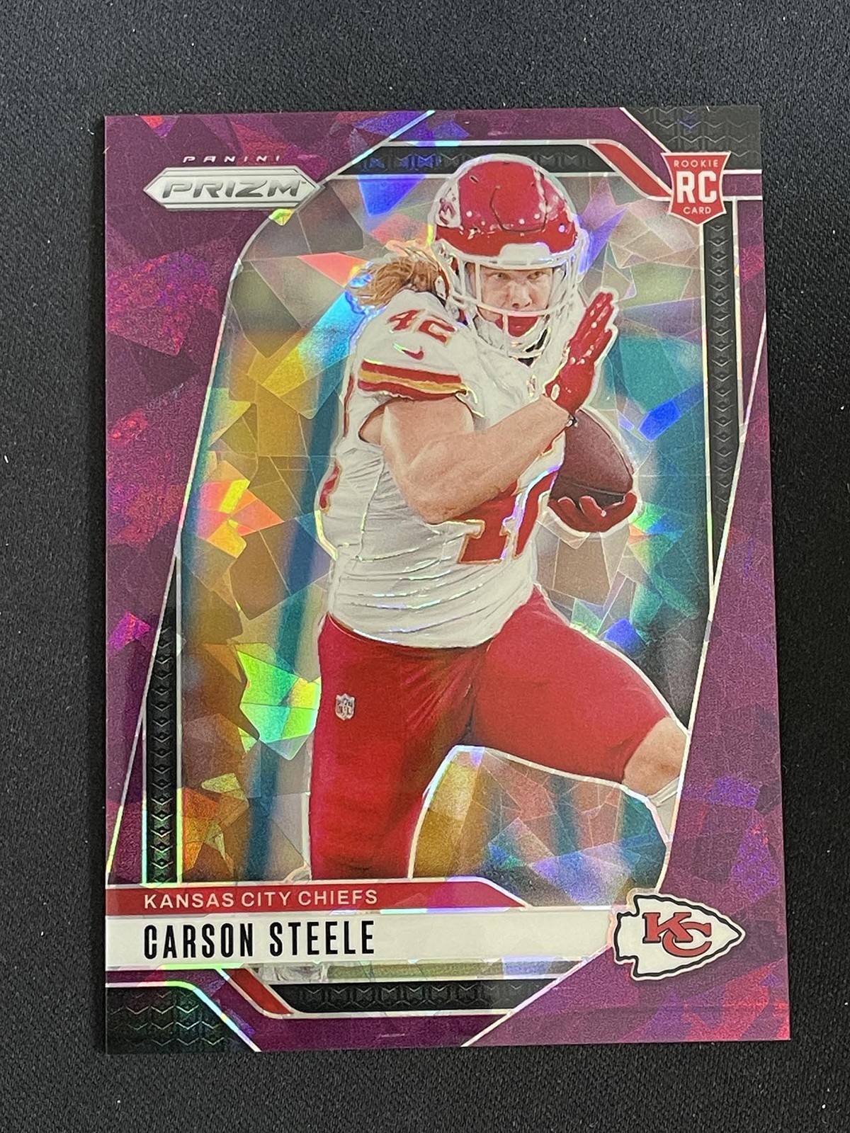Carson Steele 2024 Panini Prizm Football Purple Cracked Ice Prizm /225 RC #377