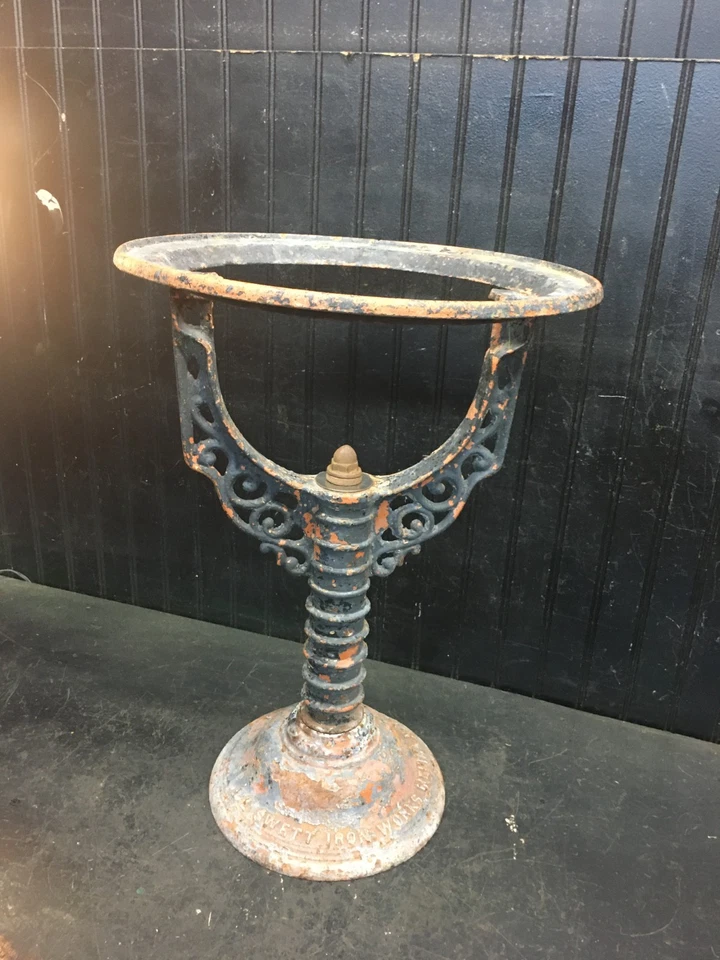 Antiguo soporte de tanque de calentador de agua de colección de hierro fundido de 21 pulgadas X 15 pulgadas soporte para plantas Foto 4 de 4