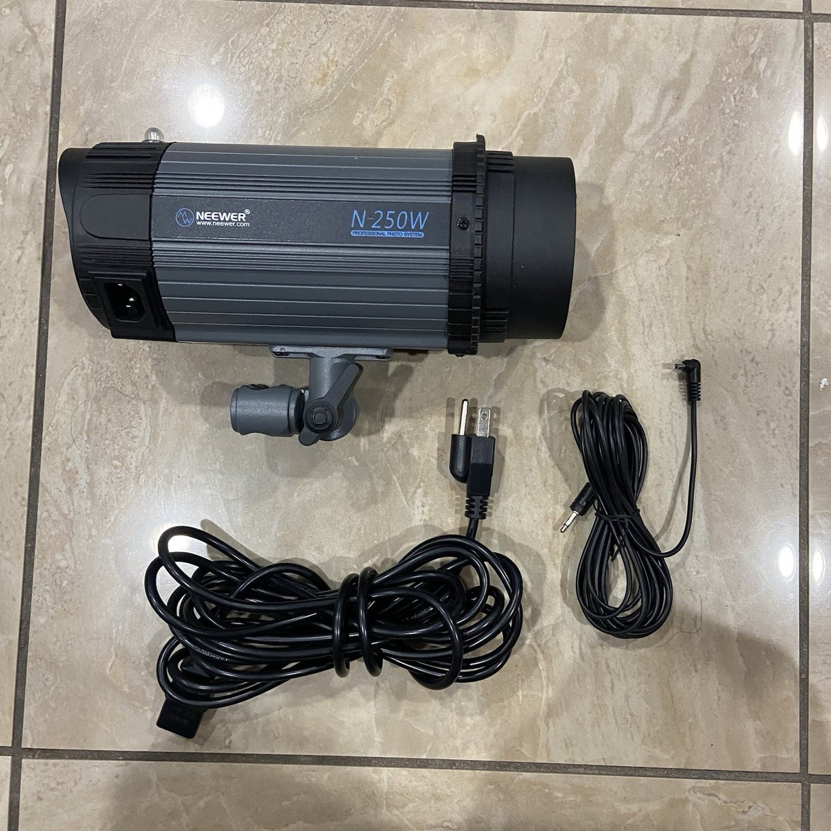 Neewer N-250W Professional Photo System Flash Studio Light | eBay