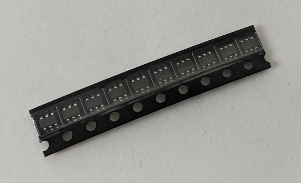 10pcs Mini-Circuits TP2G-3+ RF Power Splitter / Combiner 6-Pin SMD SMT NEW - Image 3 of 4