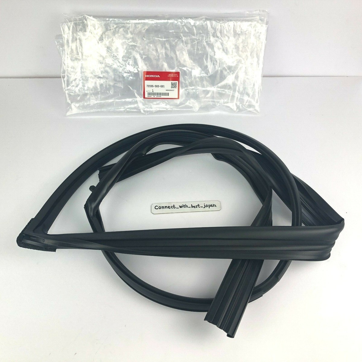 【メ1006-08】7131 HONDA GENUINE Right Front Door Run Channel Weatherstrip 72235