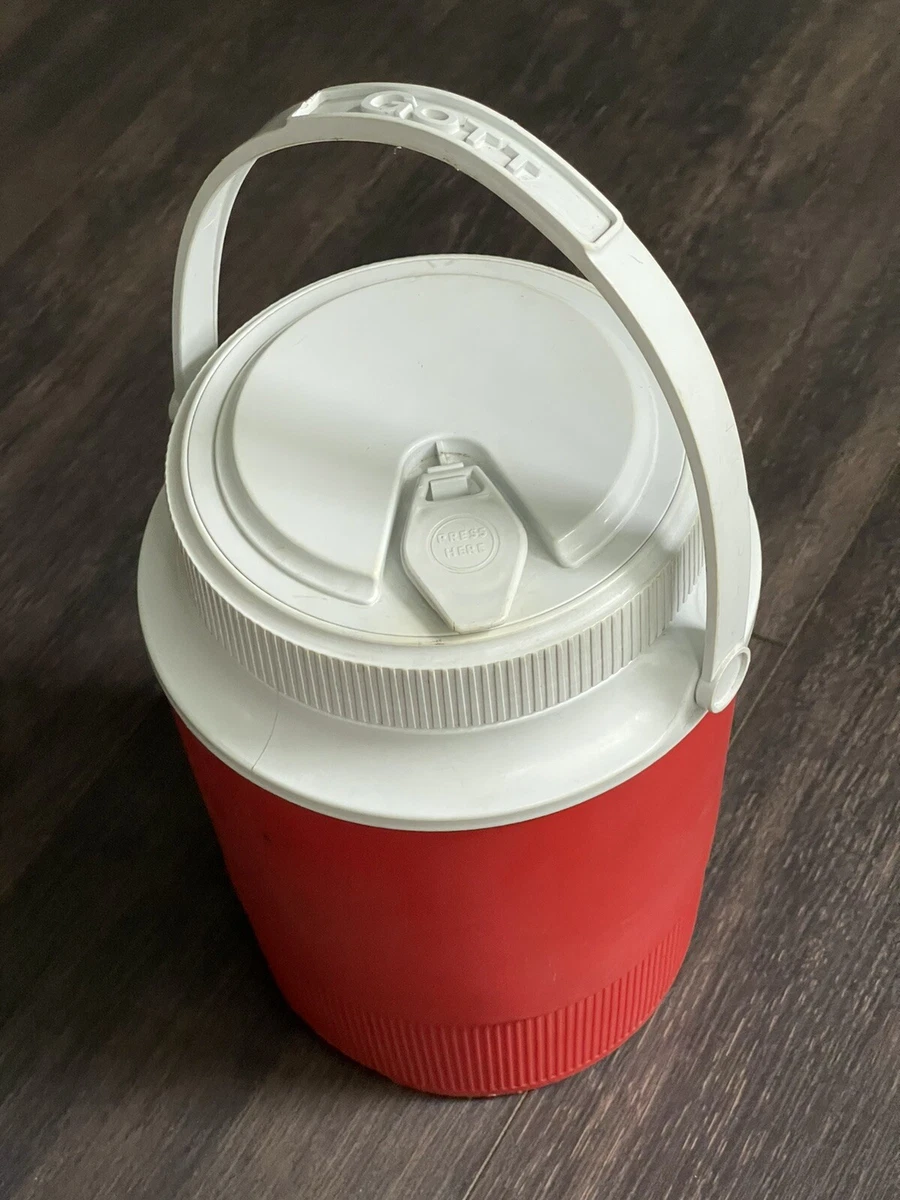 Vintage Gott Insulated Thermal 1 2 Gallon Water Cooler Jug 1502 Red