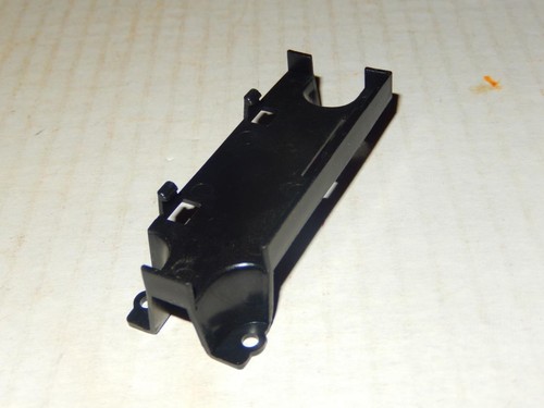 LIONEL PART -8477-085- CIRCUIT BOARD BRACKET -NEW - H6 - Picture 2 of 2