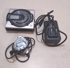  PARTS Sharp MD-MS702 Minidisc Player with Remote And Charger