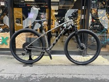 Trek PROCALIBER 9.5 Shimano Deore 12s Disc Carbon (Medium) 29" MTB 2025 UNUSED!!