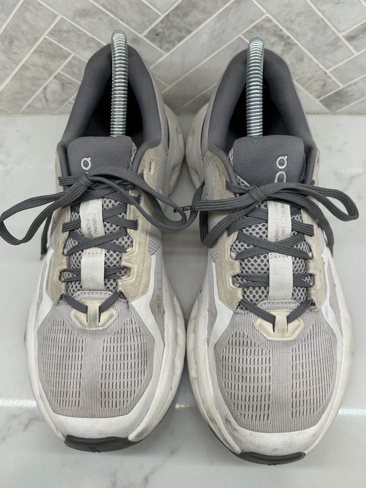 ON Cloud Running Cloudrunner 2 Sneakers Womens Si… - image 8