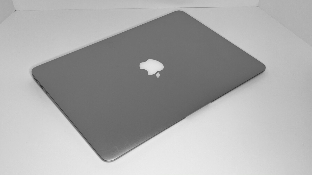 Apple MacBook Air (13 inch, 2017) | 1.8GHz Dual-Core i5 | 8 Apple MacBook Air (13 inch, 2017) | 1.8GHz Dual-Core i5 | 8