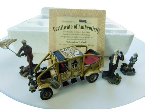 NEW Sealed Hawthorne Village The Munsters Safari 14-00068-009 A0989 Halloween