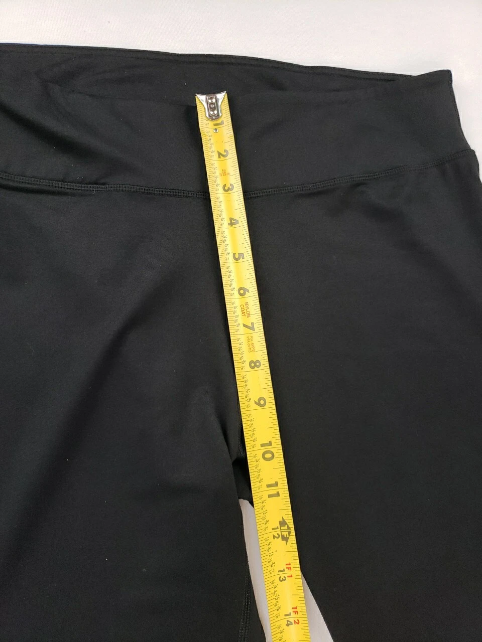 fabletics abstract print cropped athletic leggings