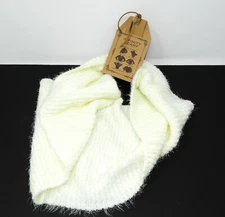 Scarf White Cream 42in x 10in Infinity Knitted Look Soft Many Ways to Wear  NWT