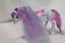 Little Live Pets Butterbow Dancing Unicorn Toy Butterfly Sound - Light - Moves