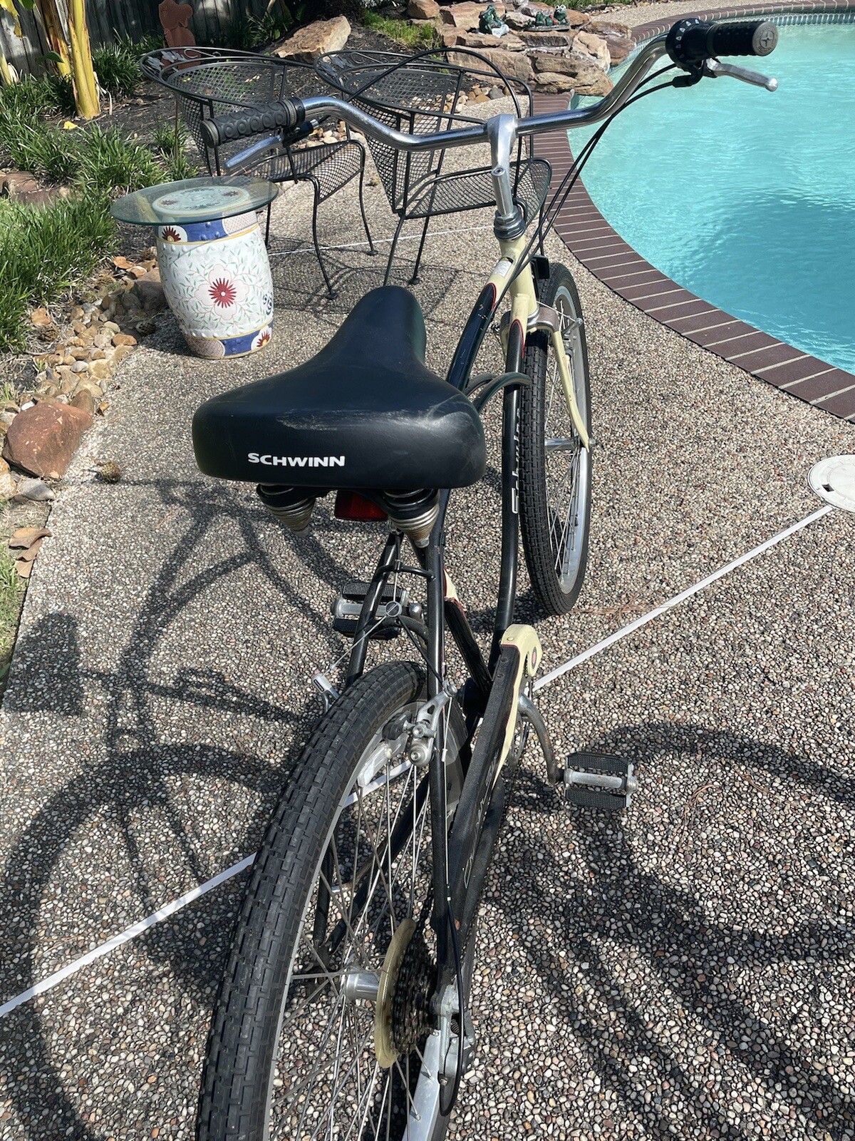 schwinn cruiser six