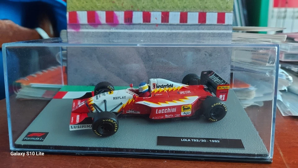 Lola T93/30 BMS M.Alboreto#21 GP Portogallo 1993-IXO Convertion scala 1:43 - Immagine 4 di 4