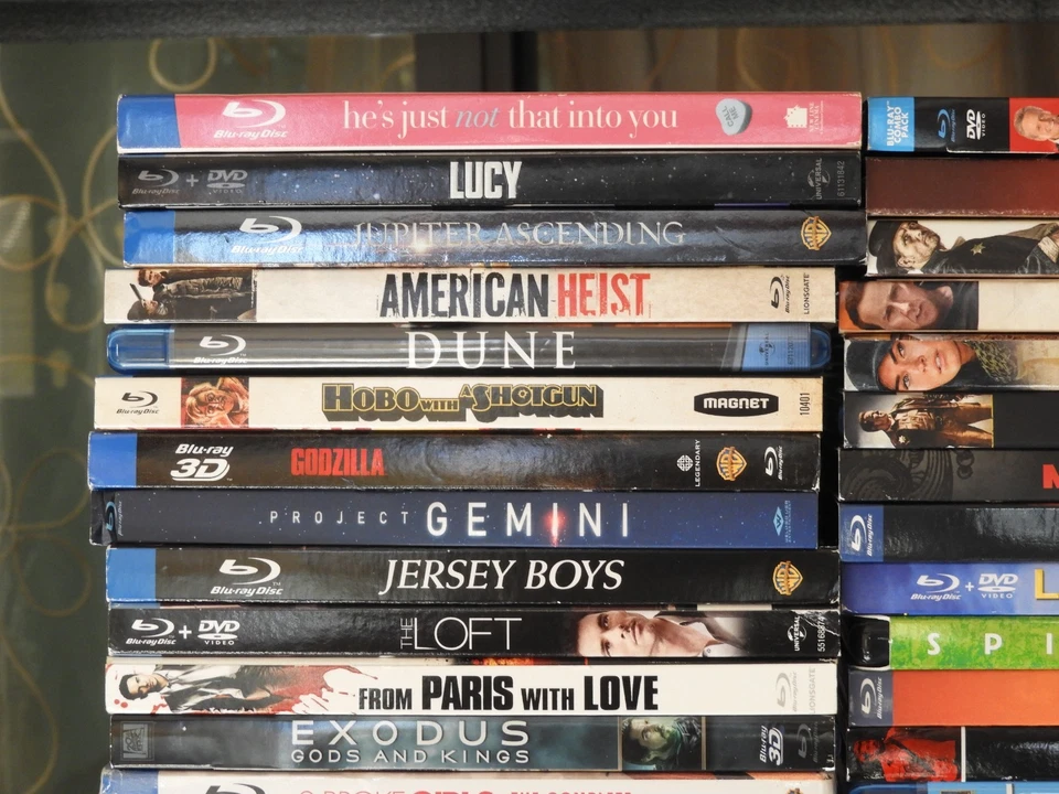 HUGE LOT OF ASSORTED BLURAY MOVIES - Used Blu Ray Lot 9 Wholesale - Image 2 of 4