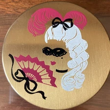 Rare Richard Hudnut Powder Compact Woman In Masquerade Fan Wig Hair Plume