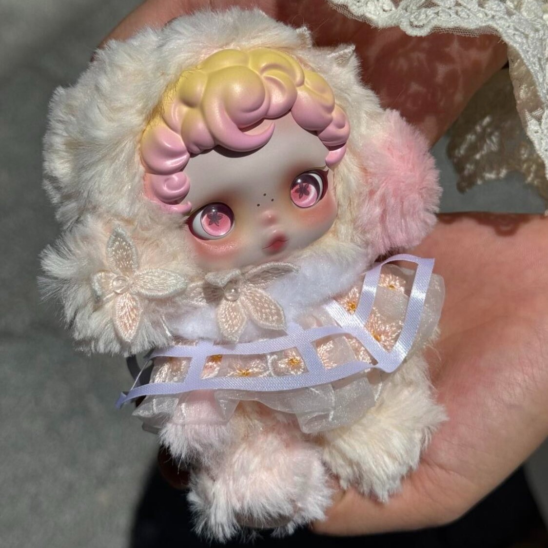 Skullpanda L'impressionnisme Plush Keychain Secret In The Garden