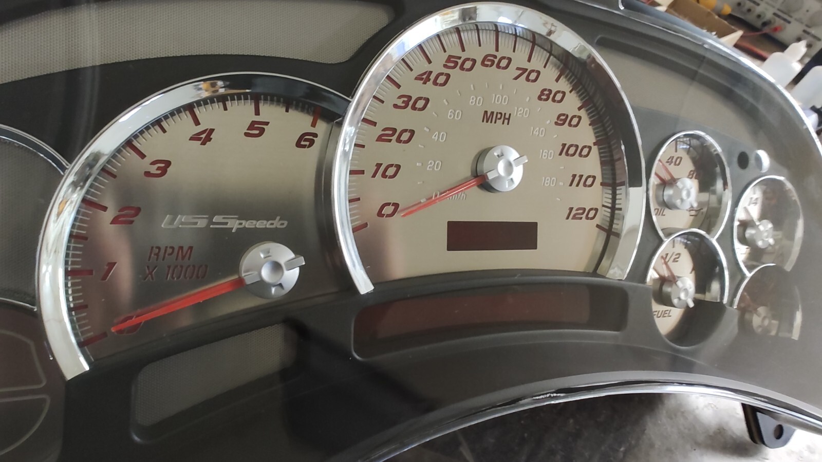 Stainless Steel Gauge Face Kit Red Text Matching Pointers GM 2003-2006 US Speedo