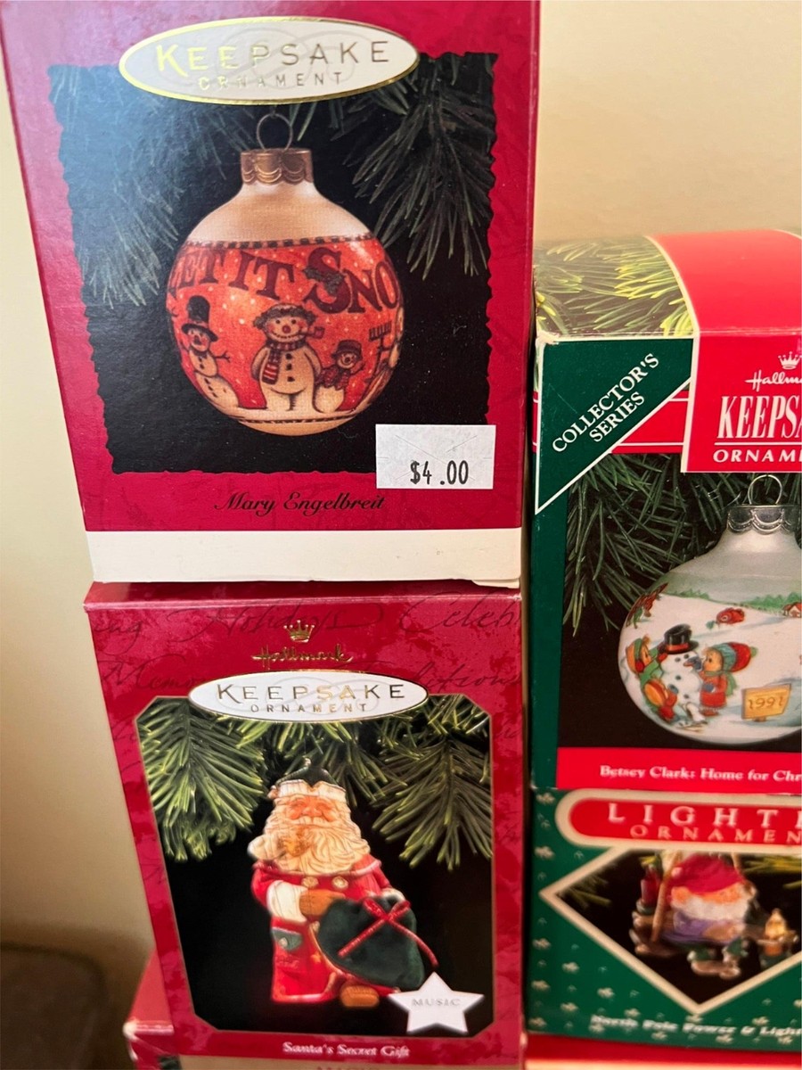 LOT OF 25 Hallmark KEEPSAKE CHRISTMAS ORNAMENTS LIGHT+SOUND LOT OF 25 Hallmark KEEPSAKE CHRISTMAS ORNAMENTS LIGHT+SOUND