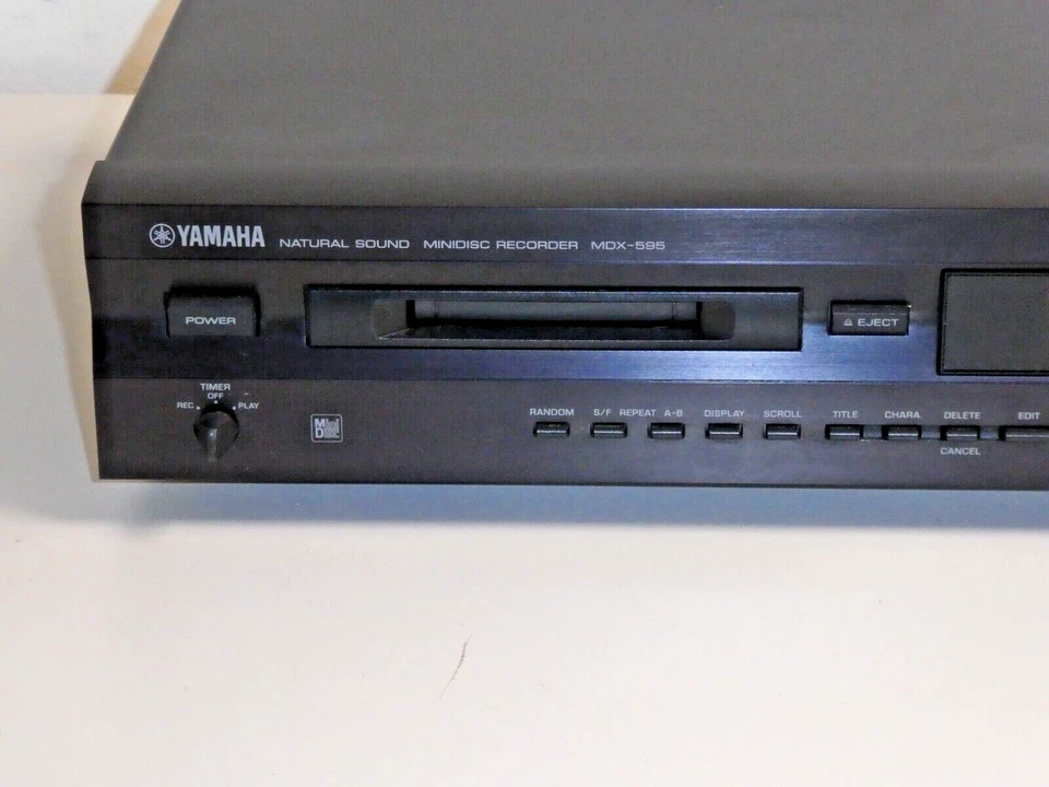 Yamaha MDX-595 High-End MiniDisc Recorder in Schwarz, 2 Jahre Garantie - Bild 2 von 4