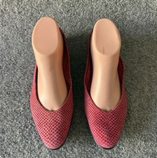 VTG Salvatore Ferragamo Pink Textured Leather Slip-On Flat Round Toe Women's 7 B