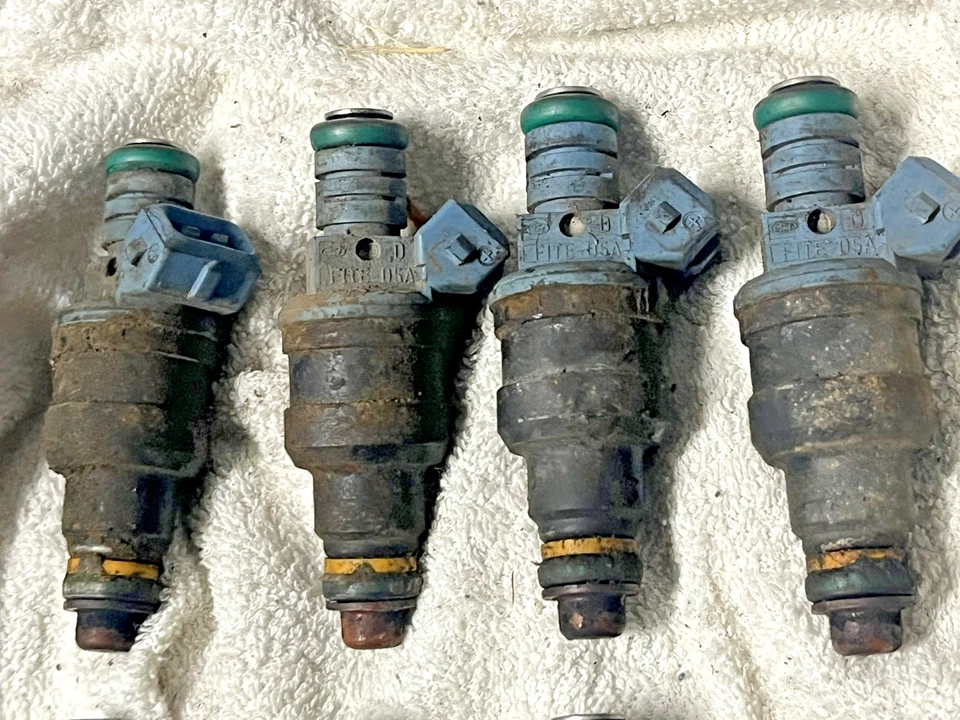 87-92 Mustang F-250 F-350 1 pinzo 24 lb inyectores de combustible Ford 302 V8 E8TE-B1C OEM Foto 3 de 4