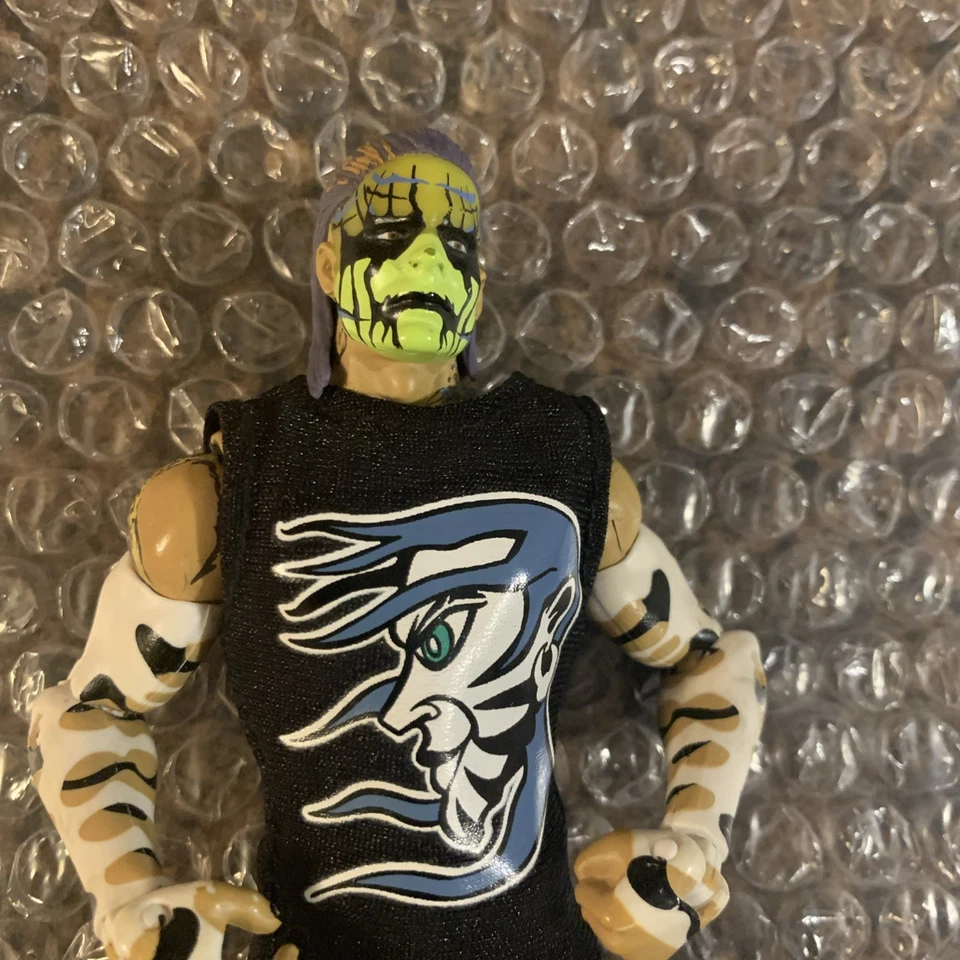Mattel Elite Collection WWE Entrance Greats Jeff Hardy Wrestling Action Figure - Image 2 of 4