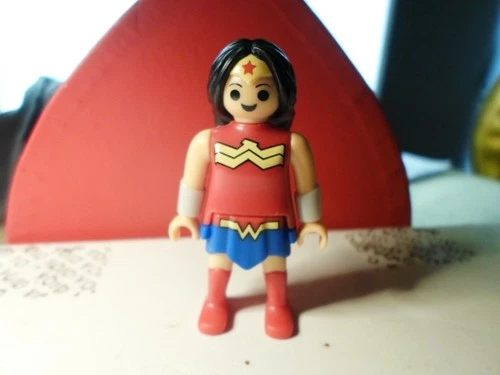 playmobil dc kinder surprise WONDER WOMAN