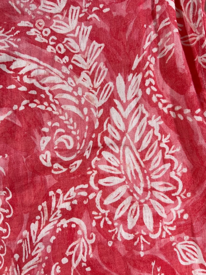 Talbot's Women's Linen Button Up Tunic Red floral Size Medium - Image 3 of 4