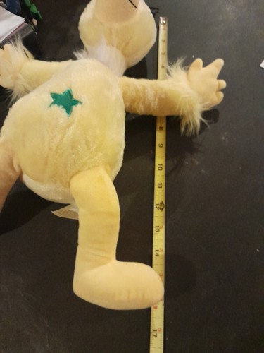 Juguete de peluche amarillo de 17" Kohl's Cares Dr. Seuss - Imagen 4 de 4