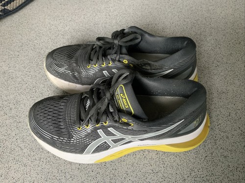 Asics Woman's Gel Nimbus 21 Grey 
