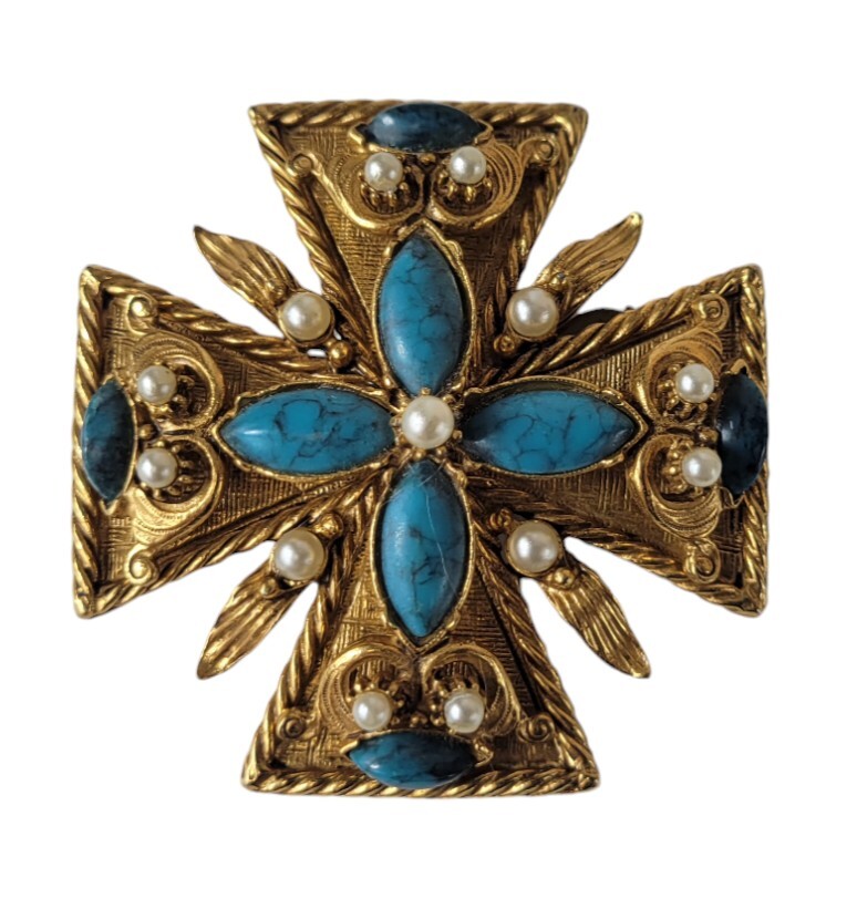 Vintage Florenza Faux Turquoise & Pearls Gold Tone Maltese Cross