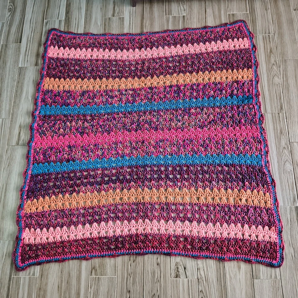 Cobertor afegão feito à mão fio multicolorido aberto robusto malha retangular 76 x 66 pol. - Imagem 2 de 4