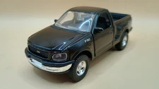 A879 Welly 9737 Ford F-150 Pick-Up 1997 1:32 diecast Model