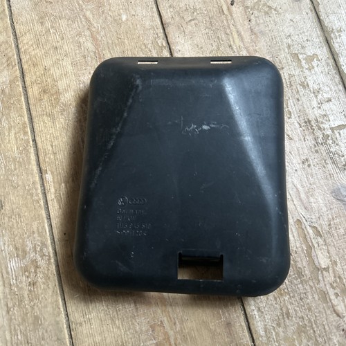 VW Vento Original Abdeckung Rücklicht Rückleuchte VW 1H5945519