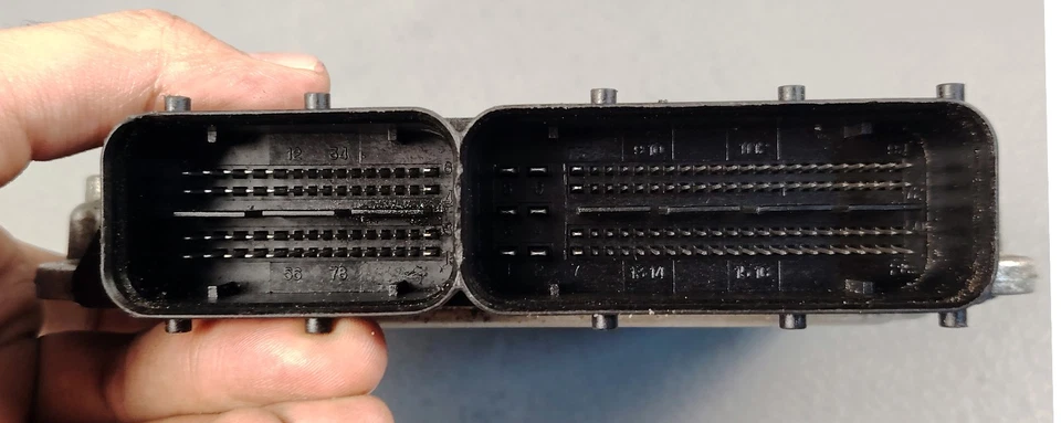 CHEVROLET EPICA HOLDEN CAPTIVA 2.0 CTDi Engine Control MODULE ECU ECM 96859902 - Image 4 of 4