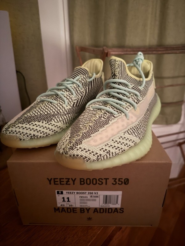 Size 11 - Adidas Yeezy Boost 350 V2 Yeezreel (DS)