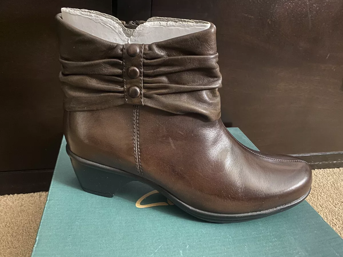 Pligt Blænding grøntsager Clarks Women Size 9 M Brown Leather Zip Ankle Fashion Boots Bootie | eBay