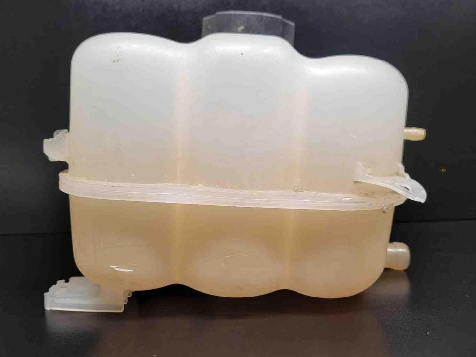 ✅ 2024 CHEVY TRAVERSE COOLANT RECOVERY BOTTLE OEM - Image 2 of 4