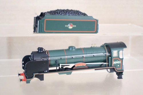 Hornby R317 Tender für BR 4-4-0 Schools Klasse Dampflok 30902 Wellington OJ Grün | Zustand: Neu