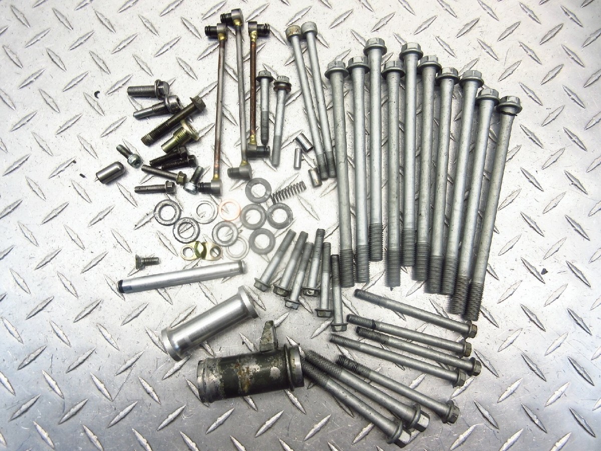 noann77となります 2001 00-01 Kawasaki ZX12R ZX1200 Misc Nuts Bolts Screws