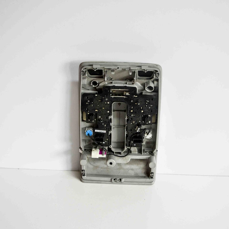 Luz interior AUDI A6 4G2, C7, 4GC 4G0947135 2.0 diésel 100kw 2011 2974615 Foto 2 de 4