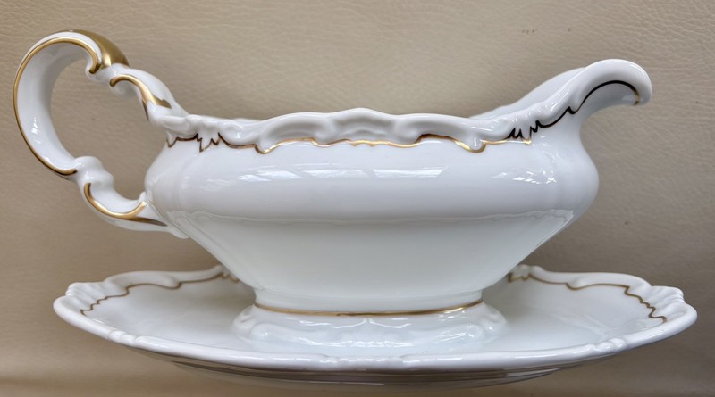 Weimar Katharina Gravy Boat Gold Trim on Cream with Green Back Stamp