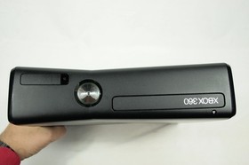 Microsoft Xbox 360 Slim Console 250GB Bundle Tested & Working FAST SHIPPING B