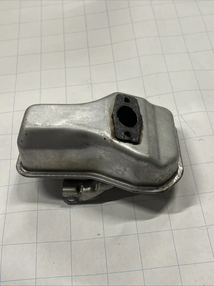 Troy-Bilt Chainsaw TB4218 Chainsaw Oem Muffler Exhaust - Image 3 of 3