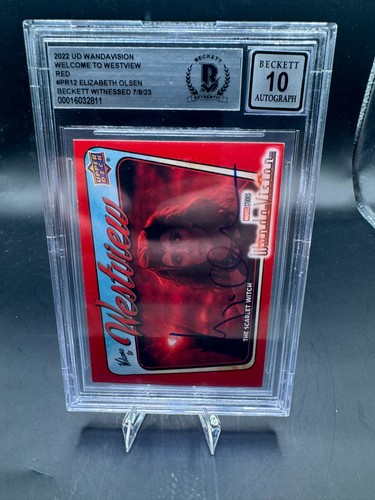 2022 WandaVision PR12 Elizabeth Olsen Auto BGS 10