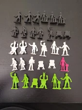 Tim Mee Galaxy Laser Space Team Vintage 70s Plastic Figures Lot Of 31 Figures