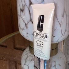Clinique Moisturiser Surge Cc Cream Spf 30 Hydrating In Colour Deep