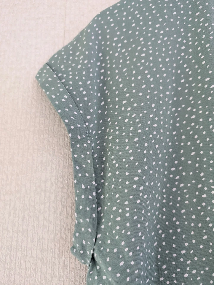 Tom Taylor Ladies Top V Neck  Short Sleeve Turn Over  Polka Dots Sage Green UK S - Image 4 of 4
