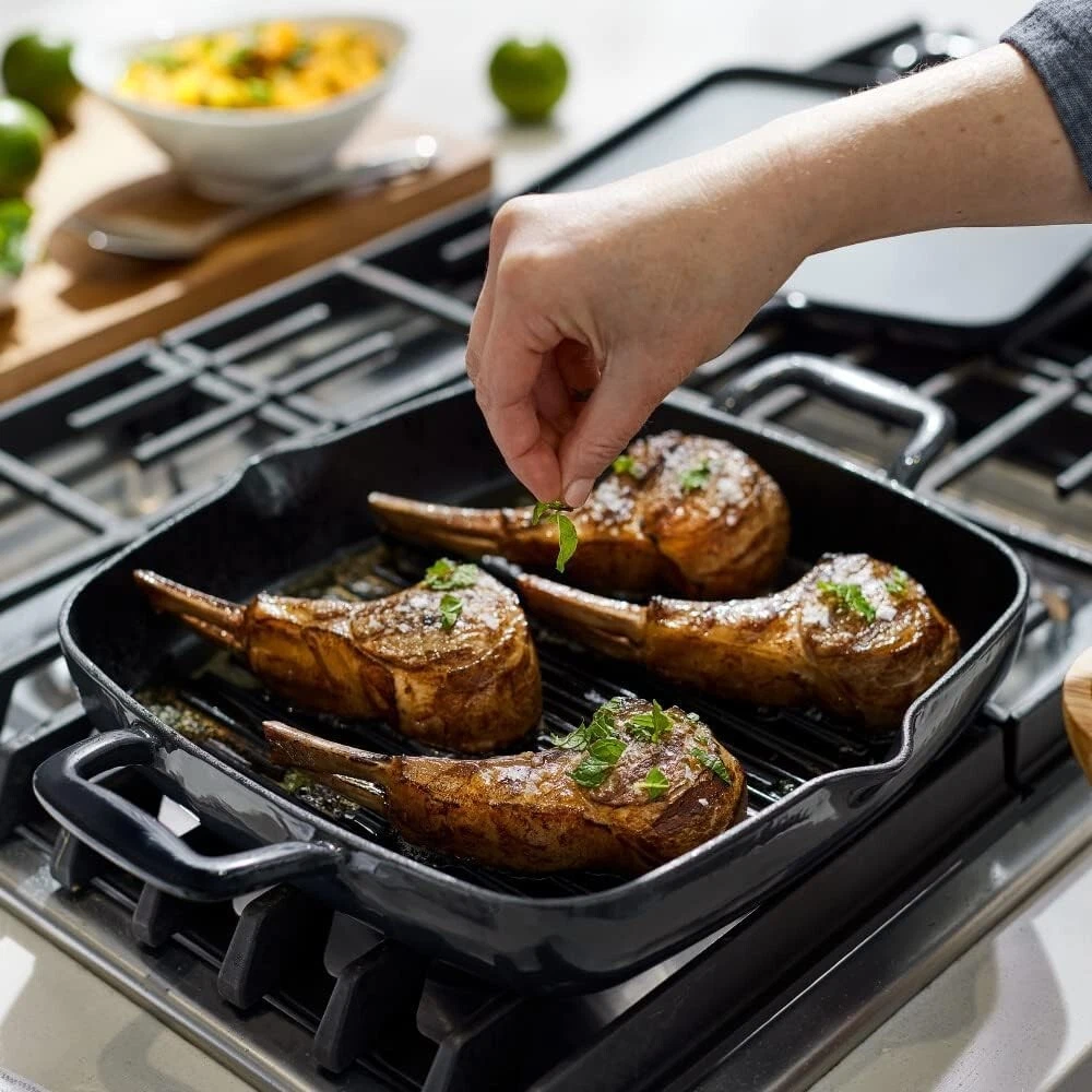 All-Clad Cast Iron 11-in Enameled Square Grill, Induction Compatible
Opens in a new window or tab