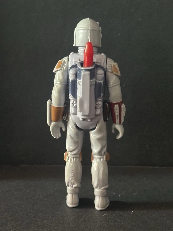 STAR WARS VINTAGE BOBA FETT PBP unpainted knee unpainted dart - Imagen 2 de 4